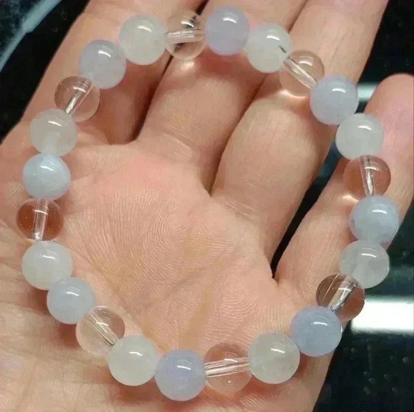 Labradorite, Crystal Quartz & Selenite Wellness Bracelet for Protection ๐ - Picture 5 of 7